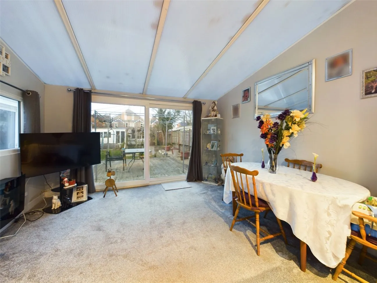 6 Bed  Detached house  For Sale
