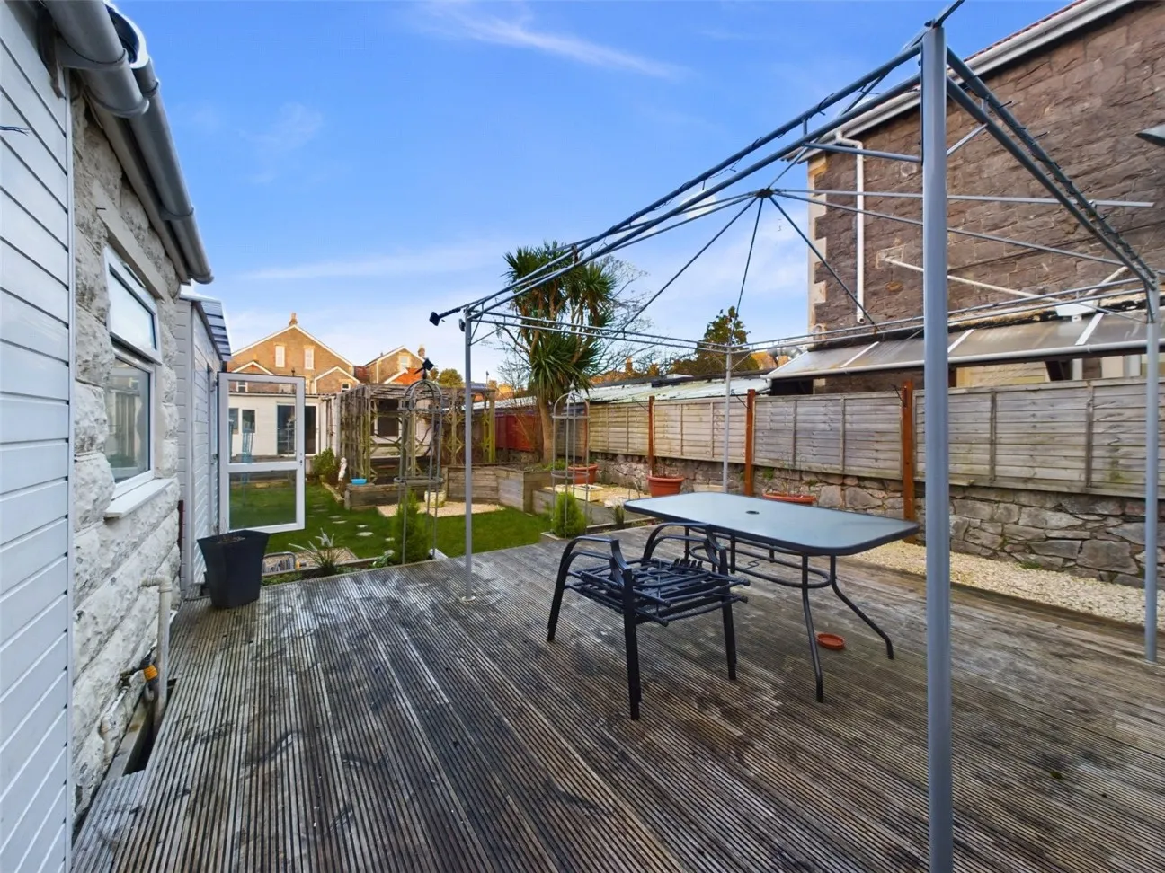 6 Bed  Detached house  For Sale