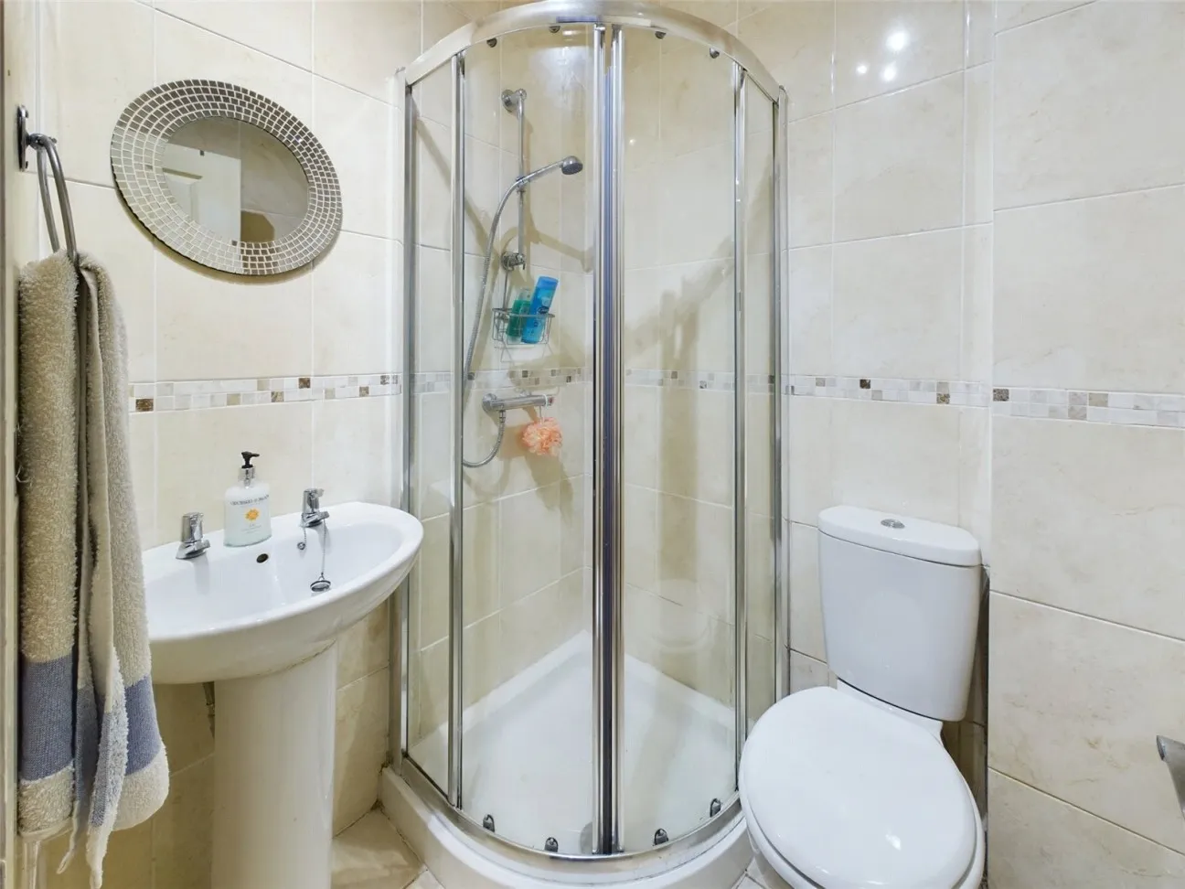 6 Bed  Detached house  For Sale