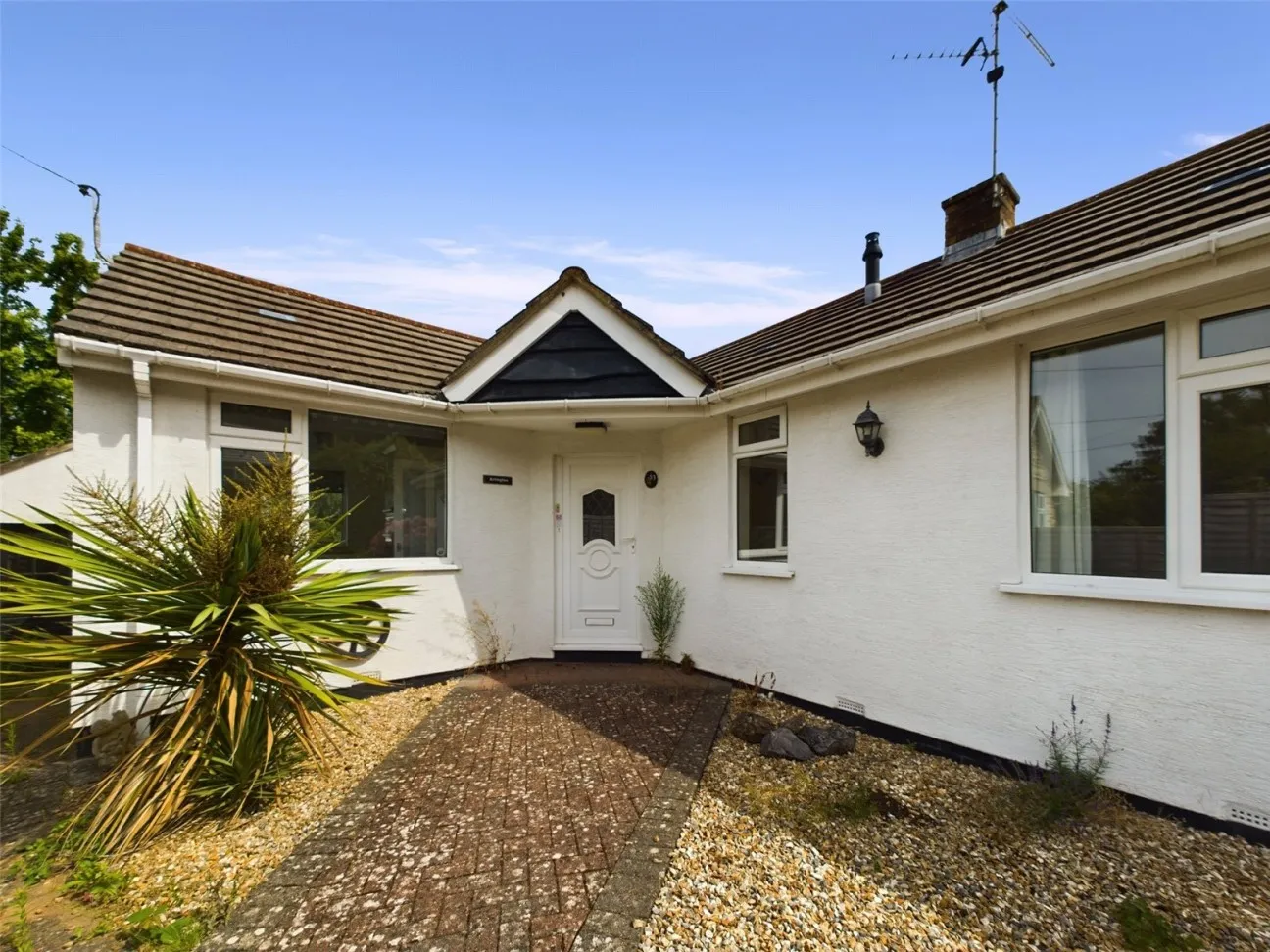 2 Bed  Detached bungalow  For Sale