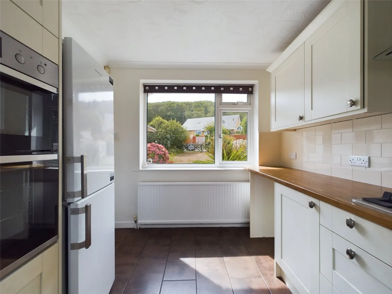2 Bed  Detached bungalow  For Sale