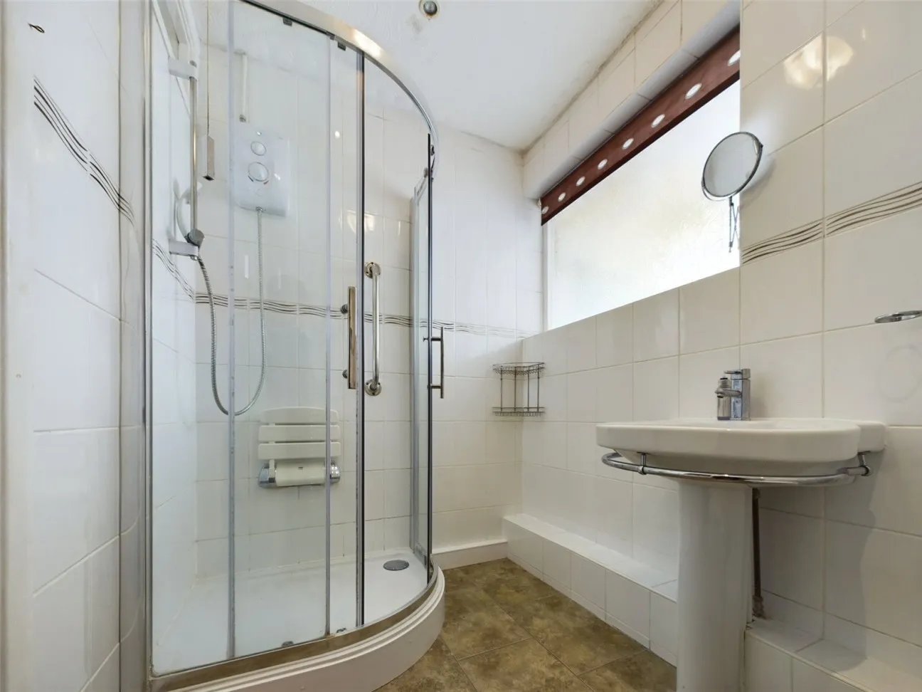 2 Bed  Detached bungalow  For Sale