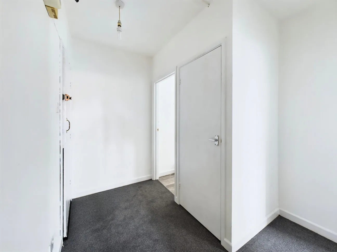 1 Bed  Property  For Sale