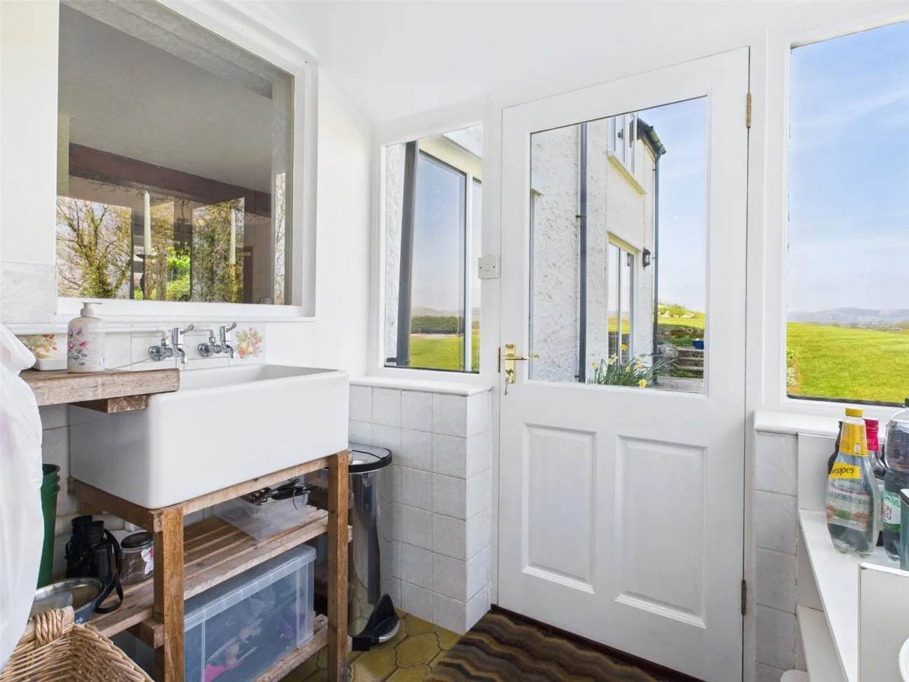 5 Bed  Detached house  For Sale