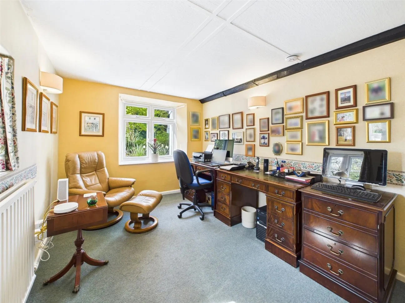 5 Bed  Detached house  For Sale