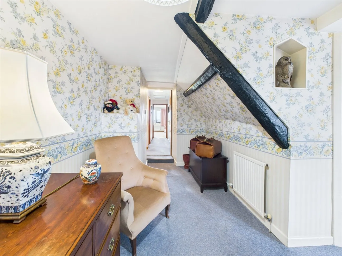 5 Bed  Detached house  For Sale