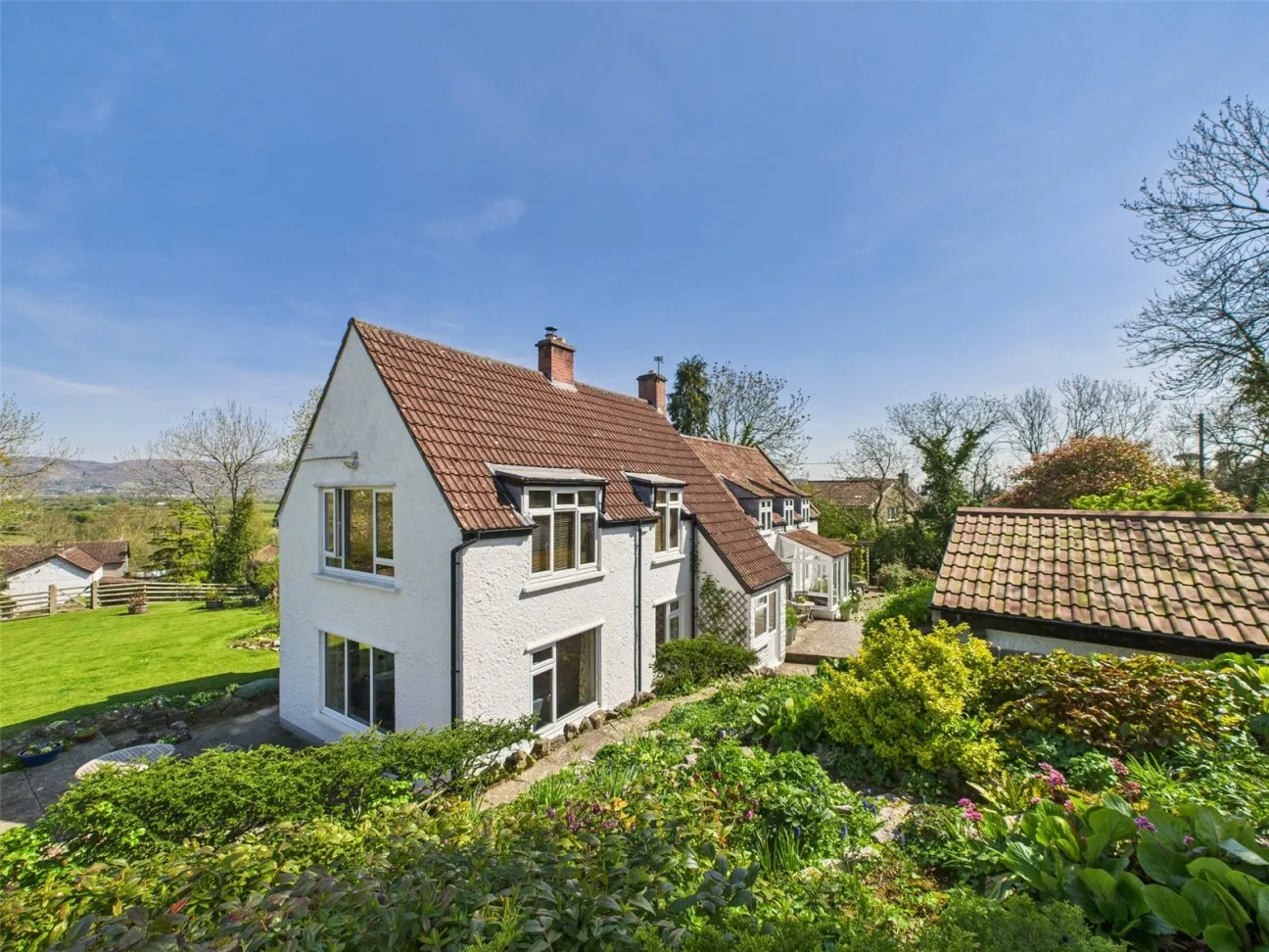 5 Bed  Detached house  For Sale