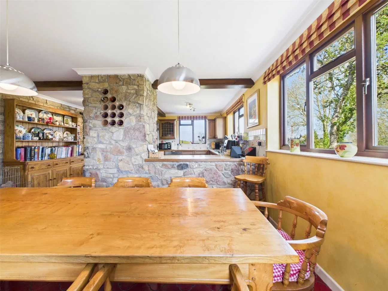 5 Bed  Detached house  For Sale