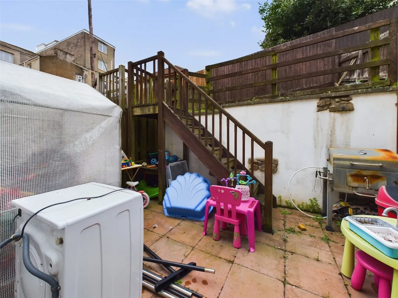 3 Bed  Terraced House  For Sale