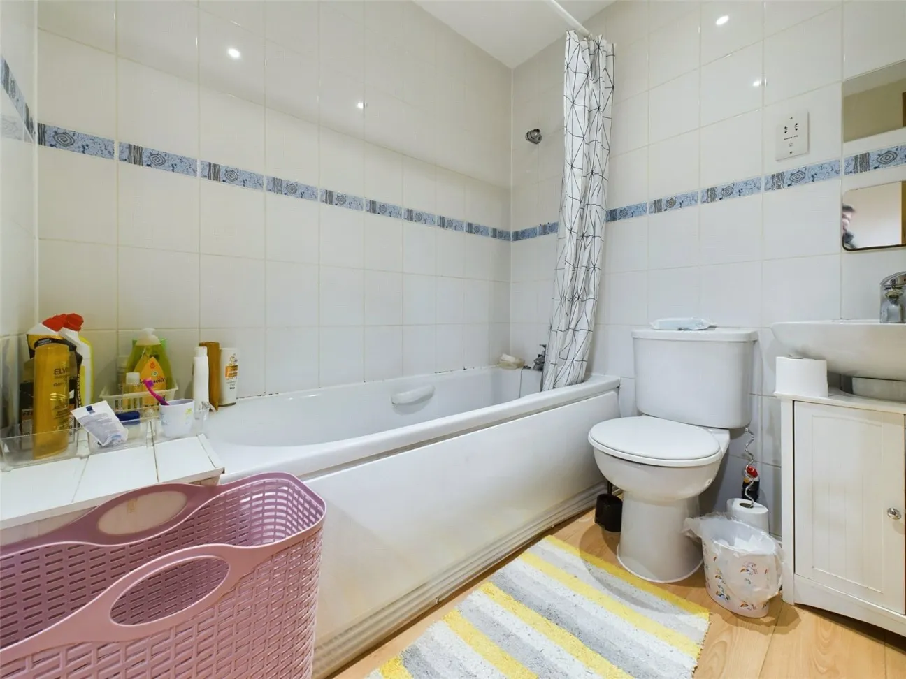 3 Bed  Terraced House  For Sale