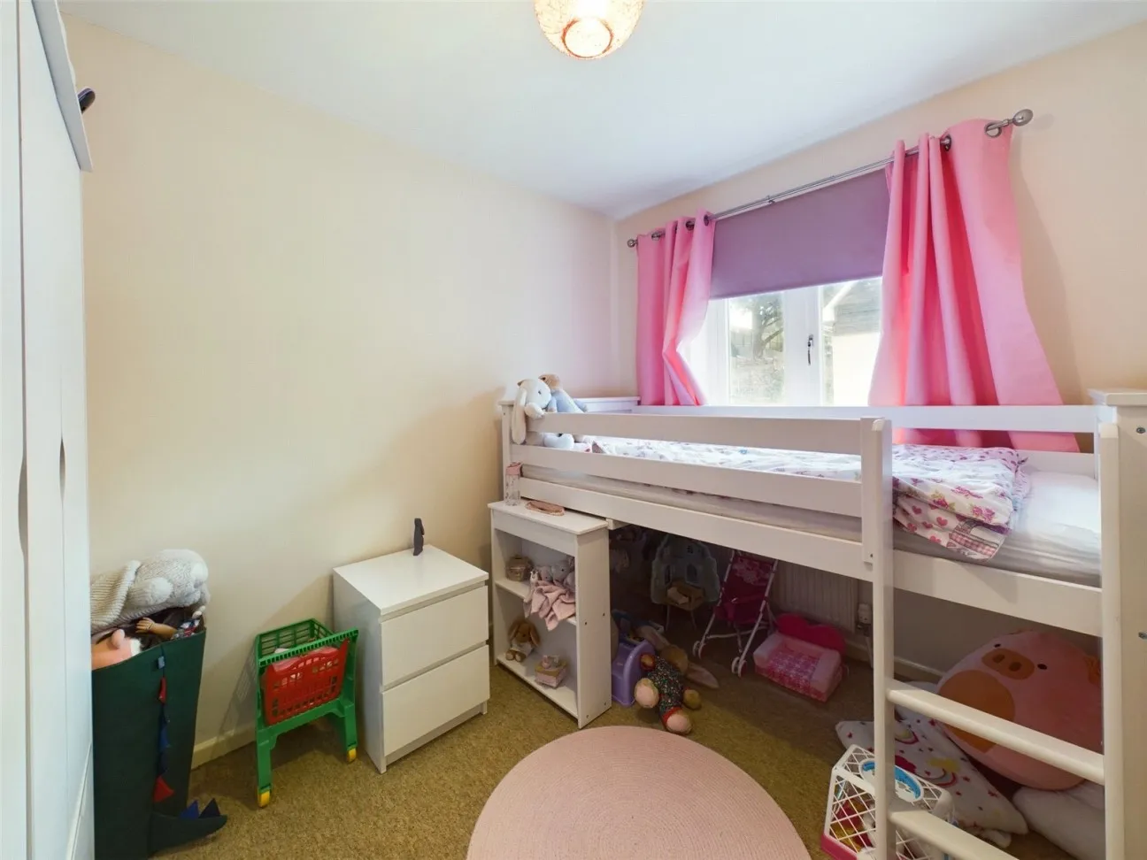 3 Bed  Terraced House  For Sale