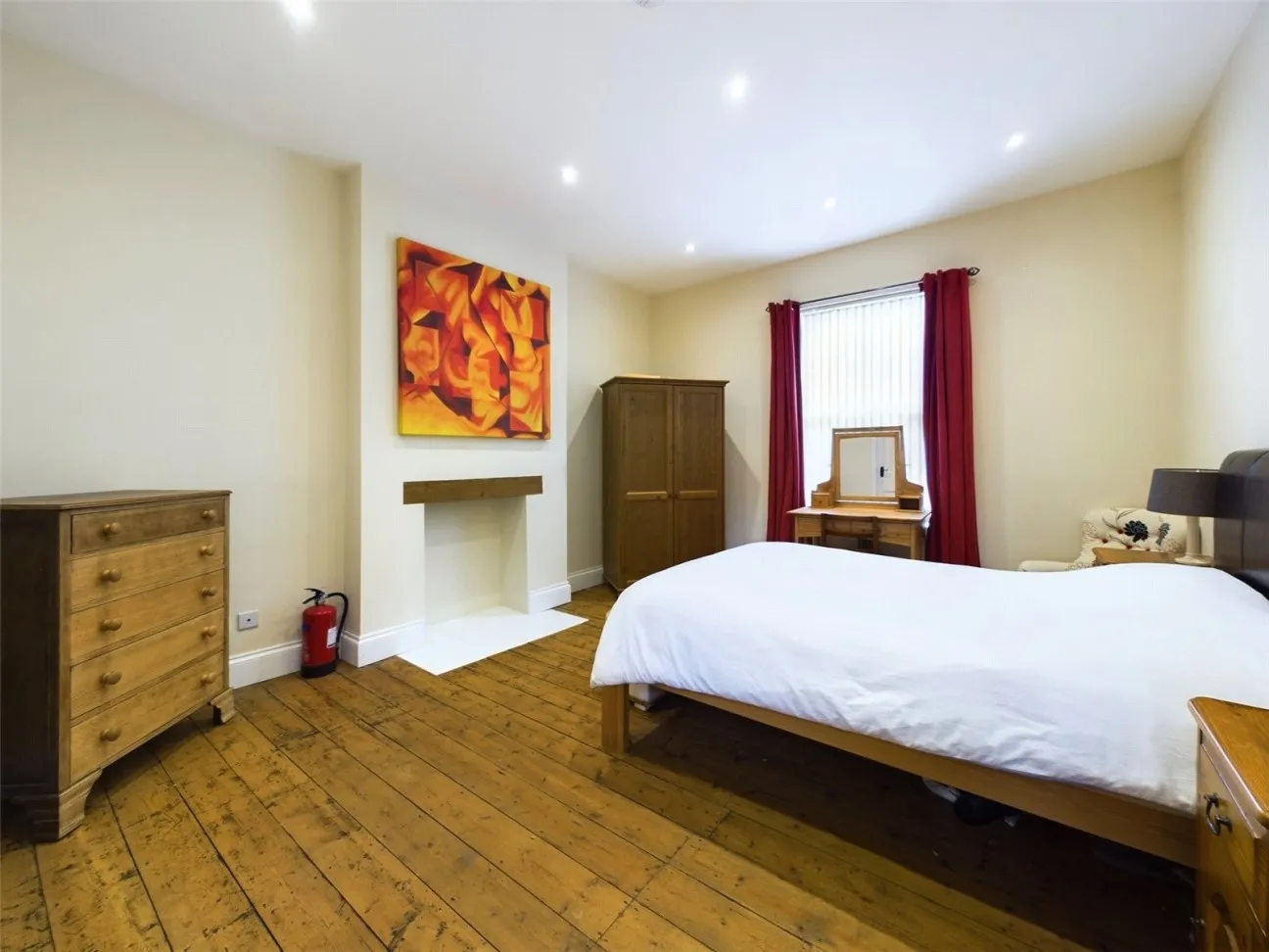 3 Bed  Property  For Sale