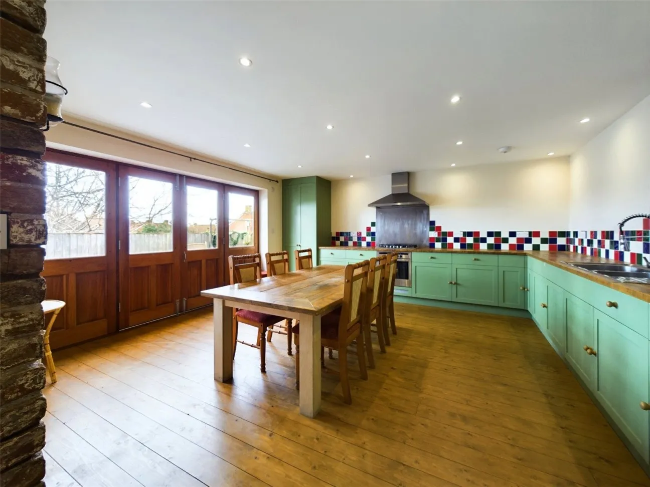 3 Bed  Property  For Sale