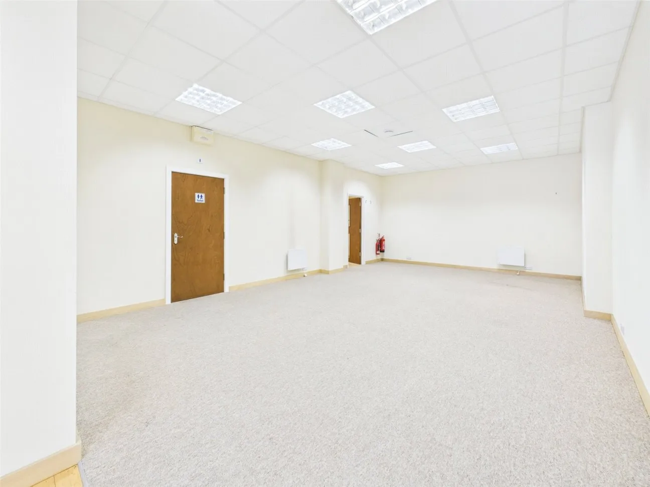 3 Bed  Property  For Sale