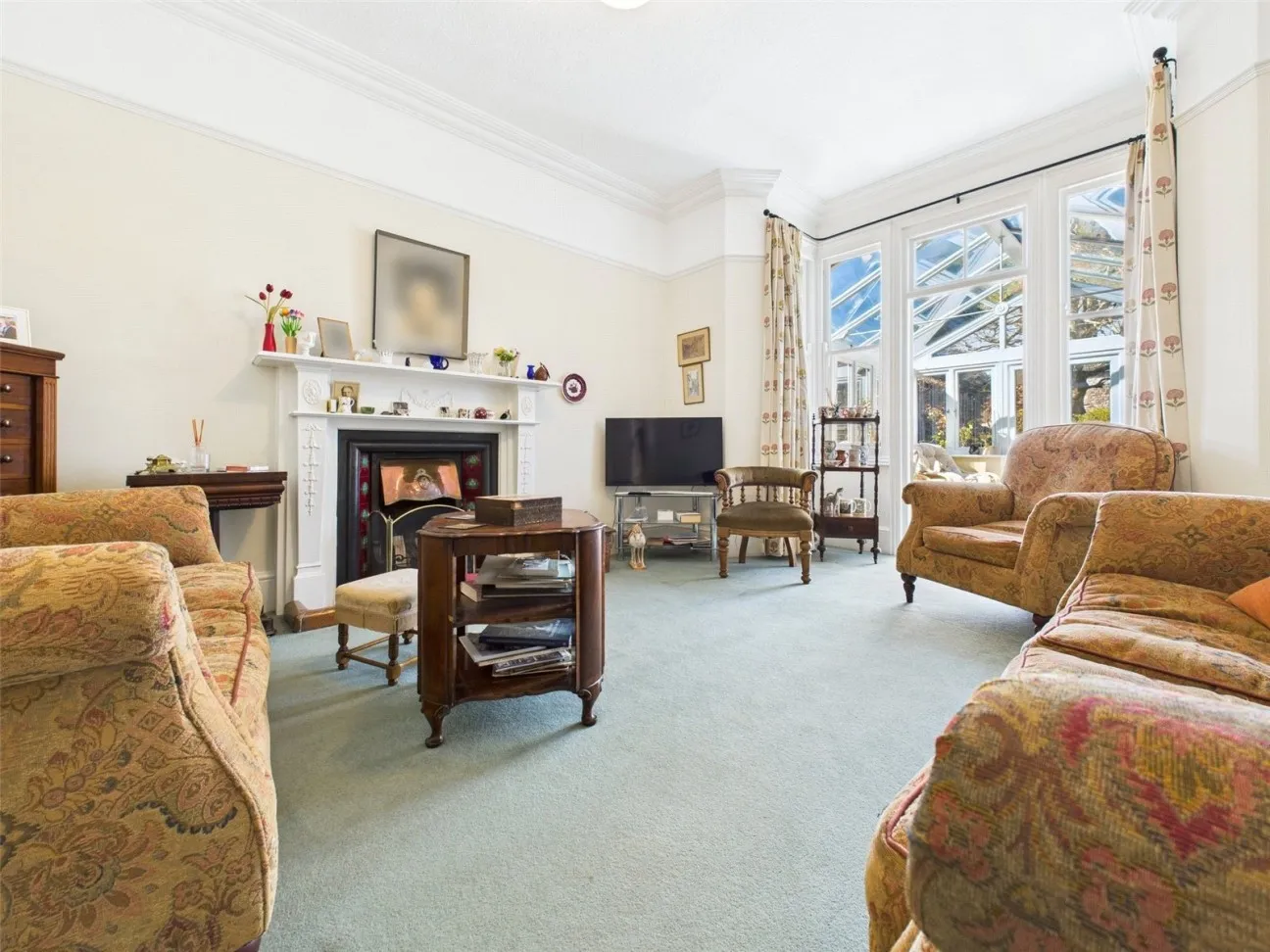 5 Bed  Detached house  For Sale