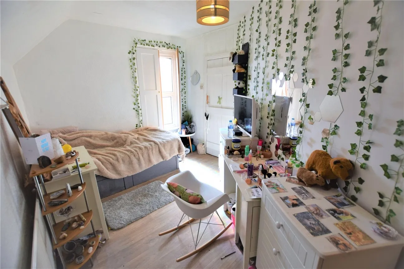 7 Bed  Property  For Sale