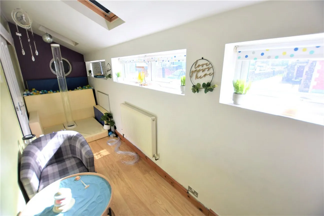 7 Bed  Property  For Sale