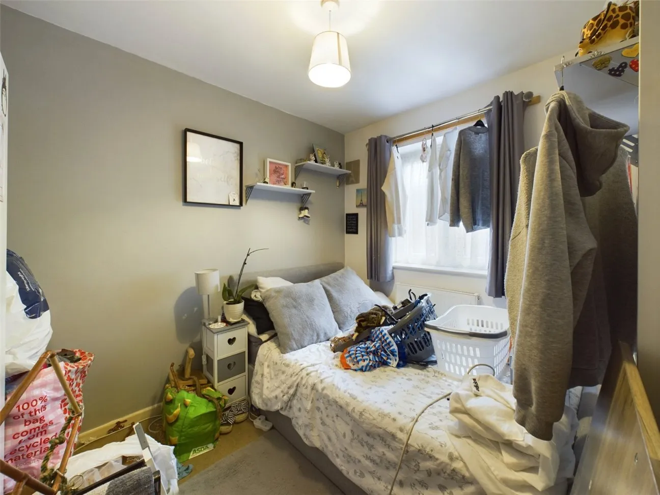 3 Bed  Property  Under Offer