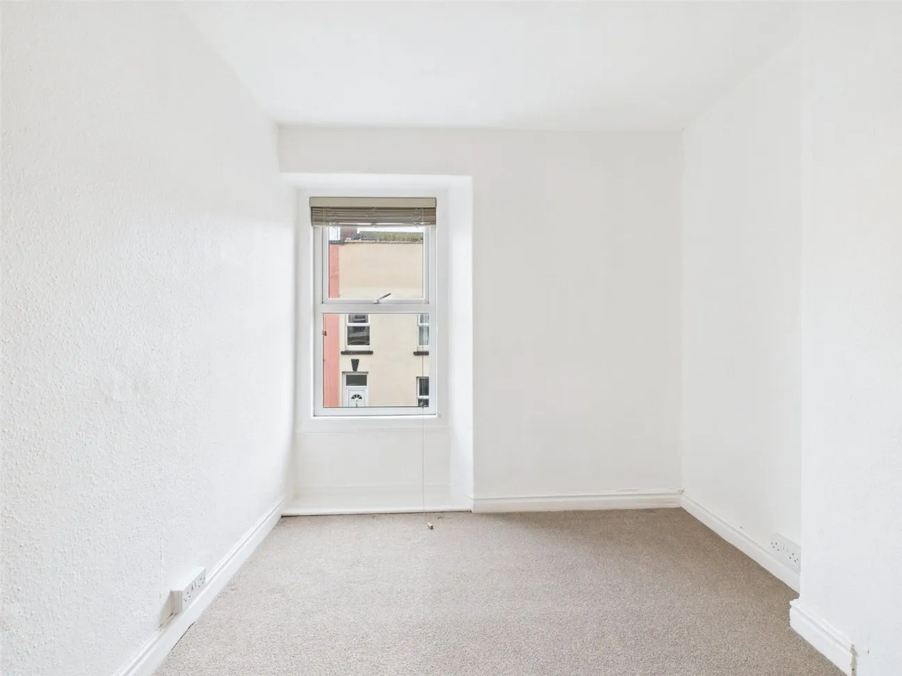 3 Bed  Terraced House  For Sale