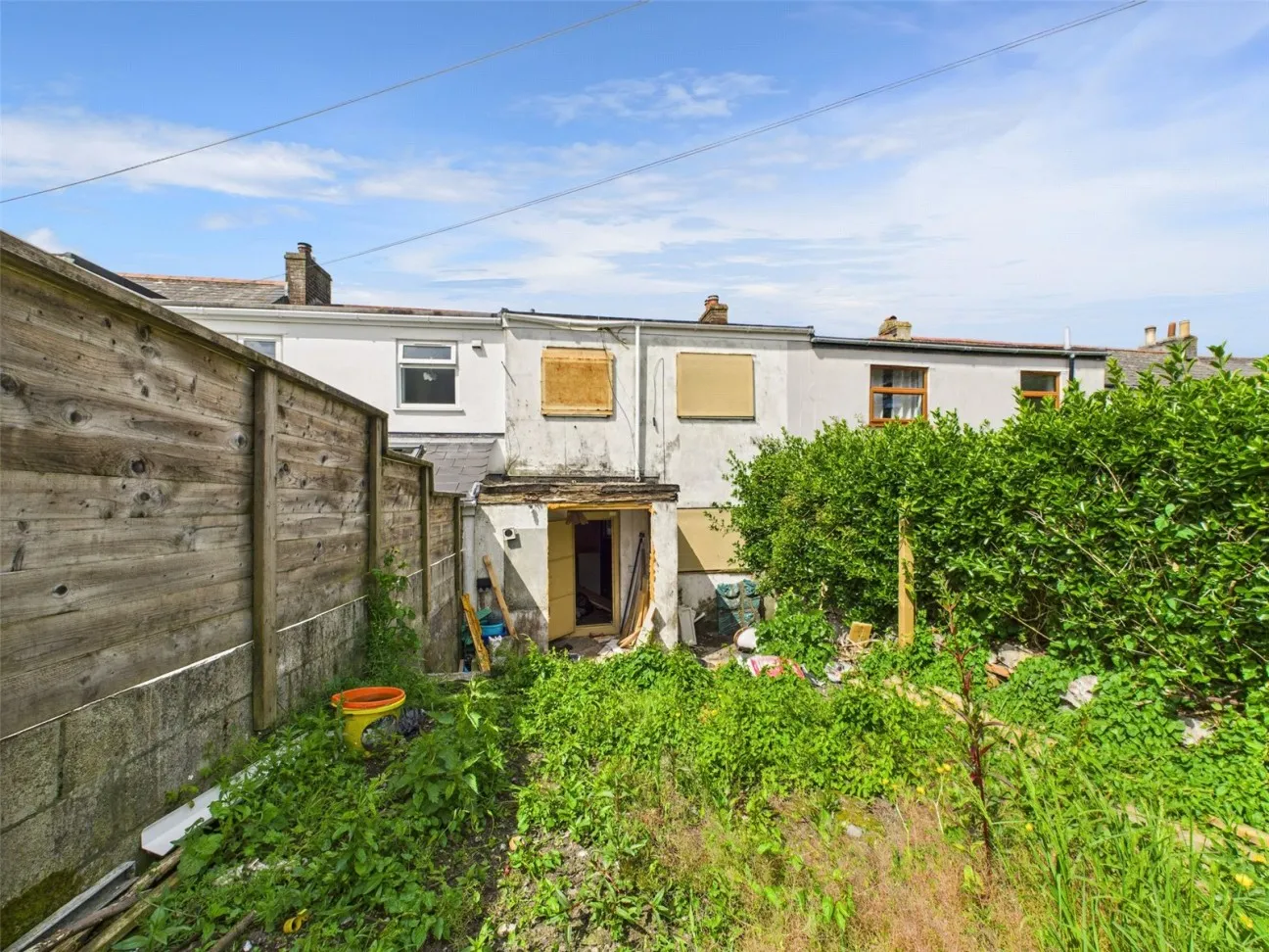 3 Bed  Terraced House  For Sale