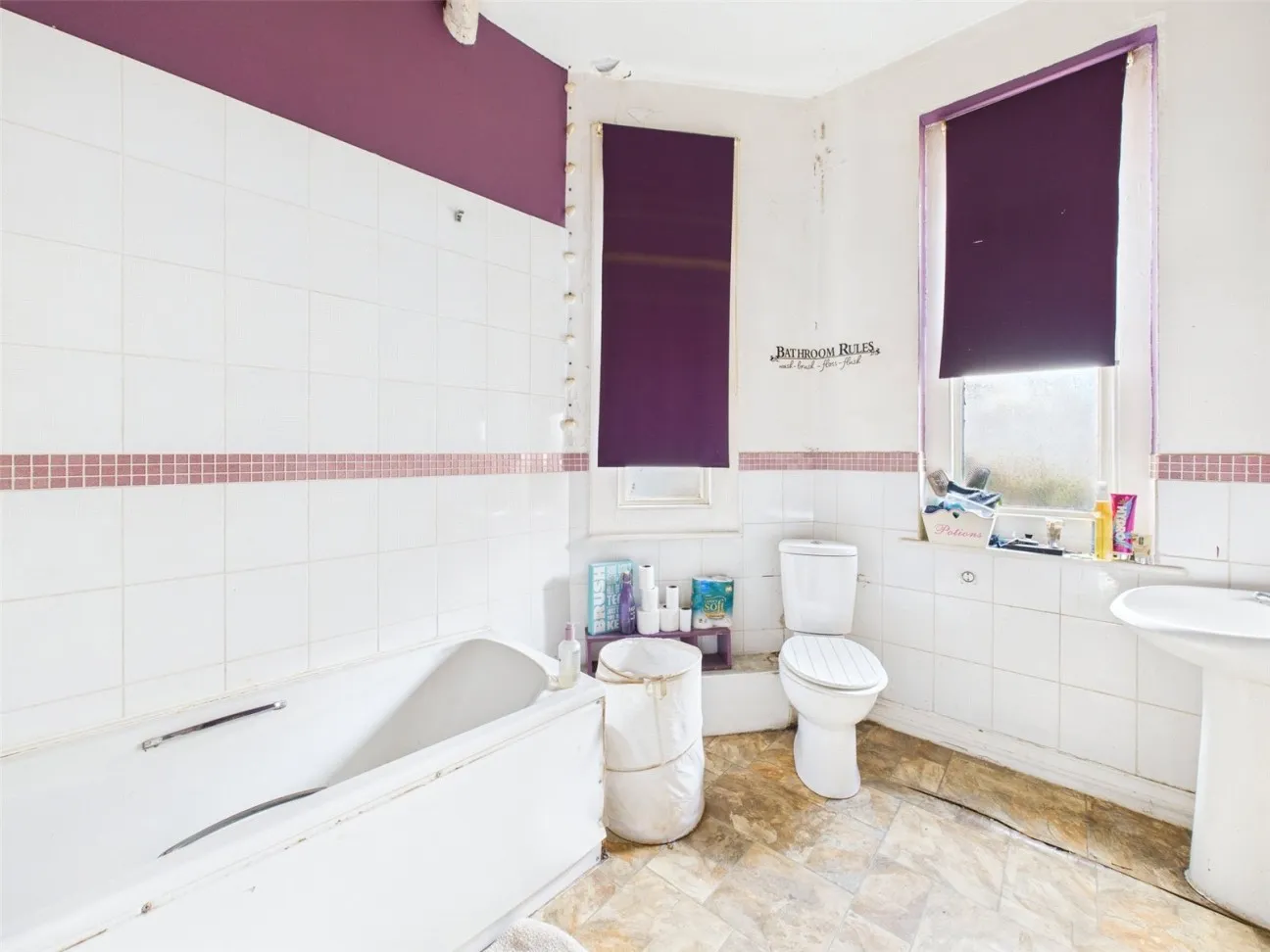 5 Bed  Property  For Sale