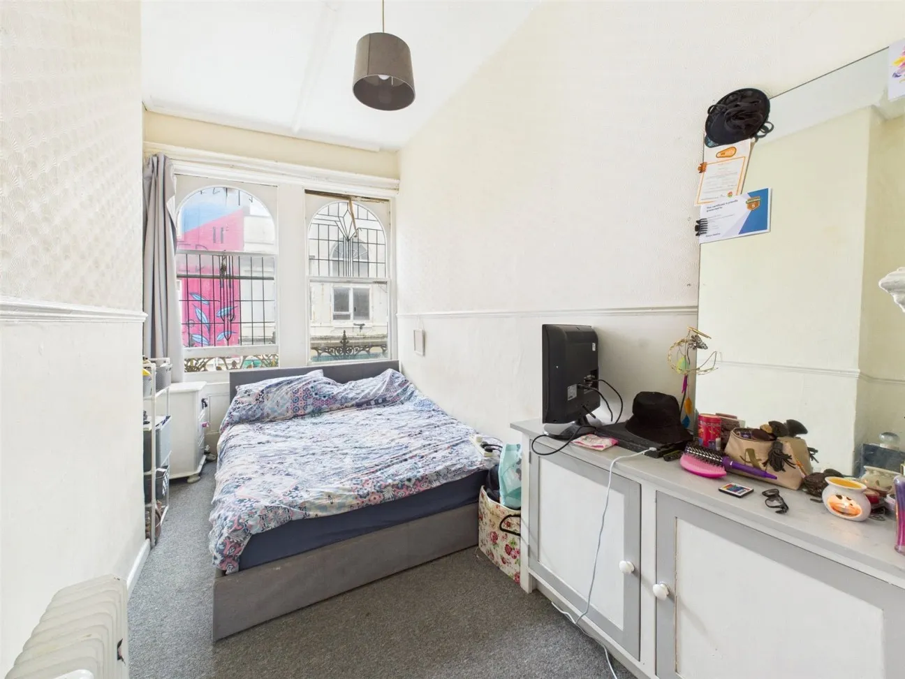 5 Bed  Property  For Sale