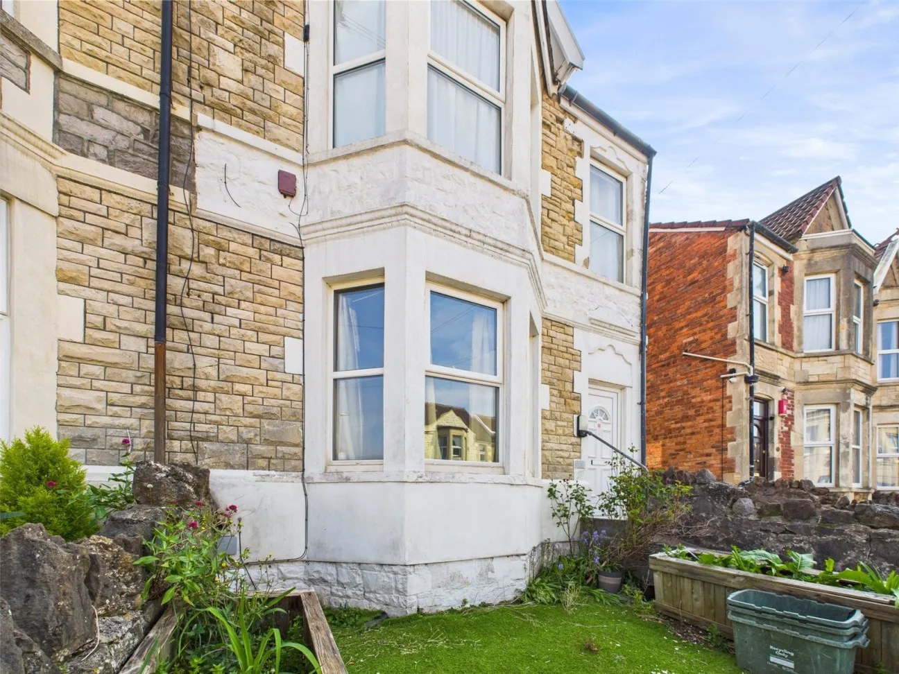 2 Bed  Flat  For Sale