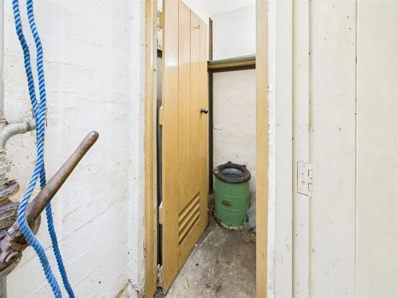 GARAGE / STORAGE  Property  For Sale