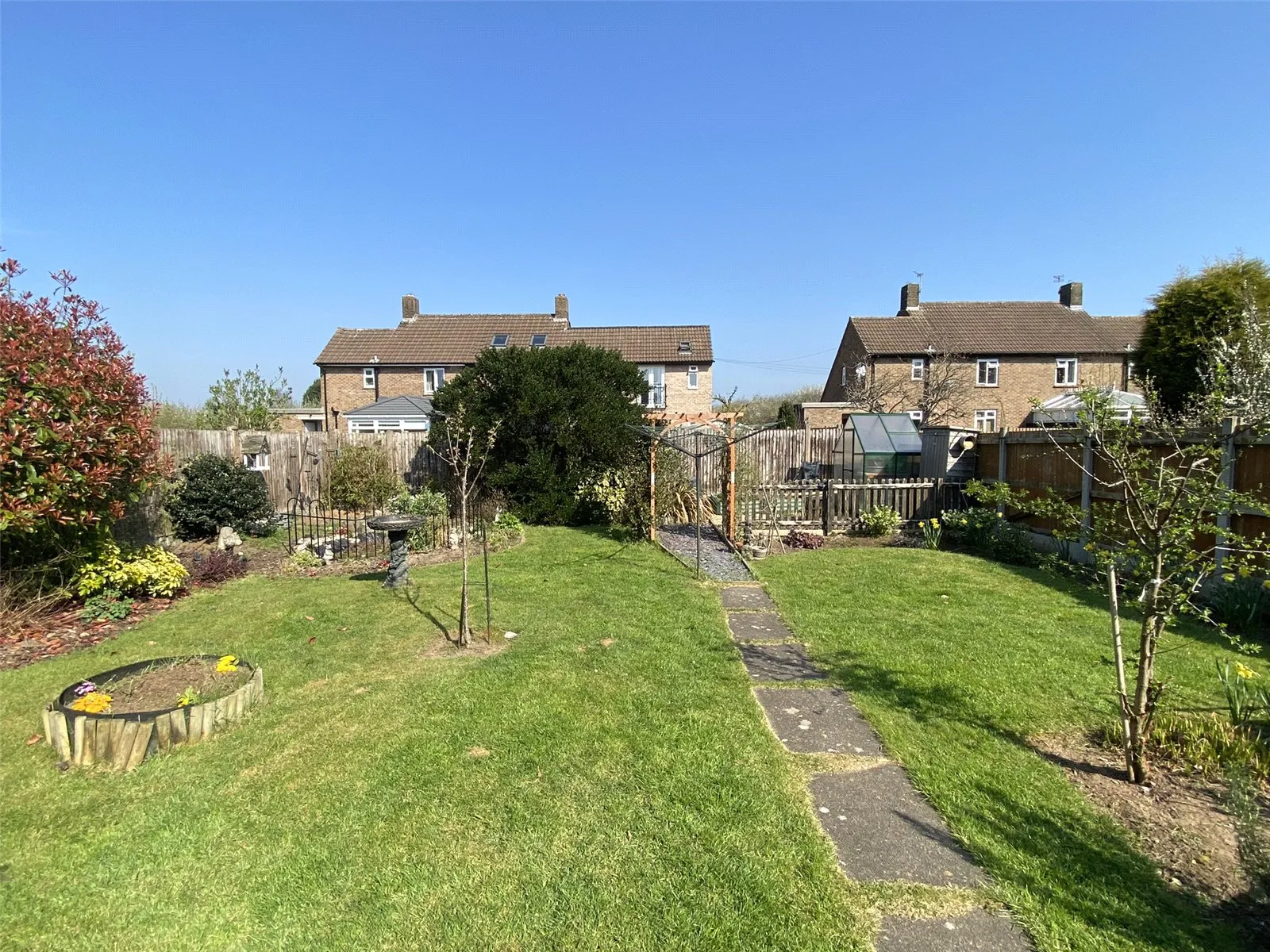 2 bed Semi-Detached