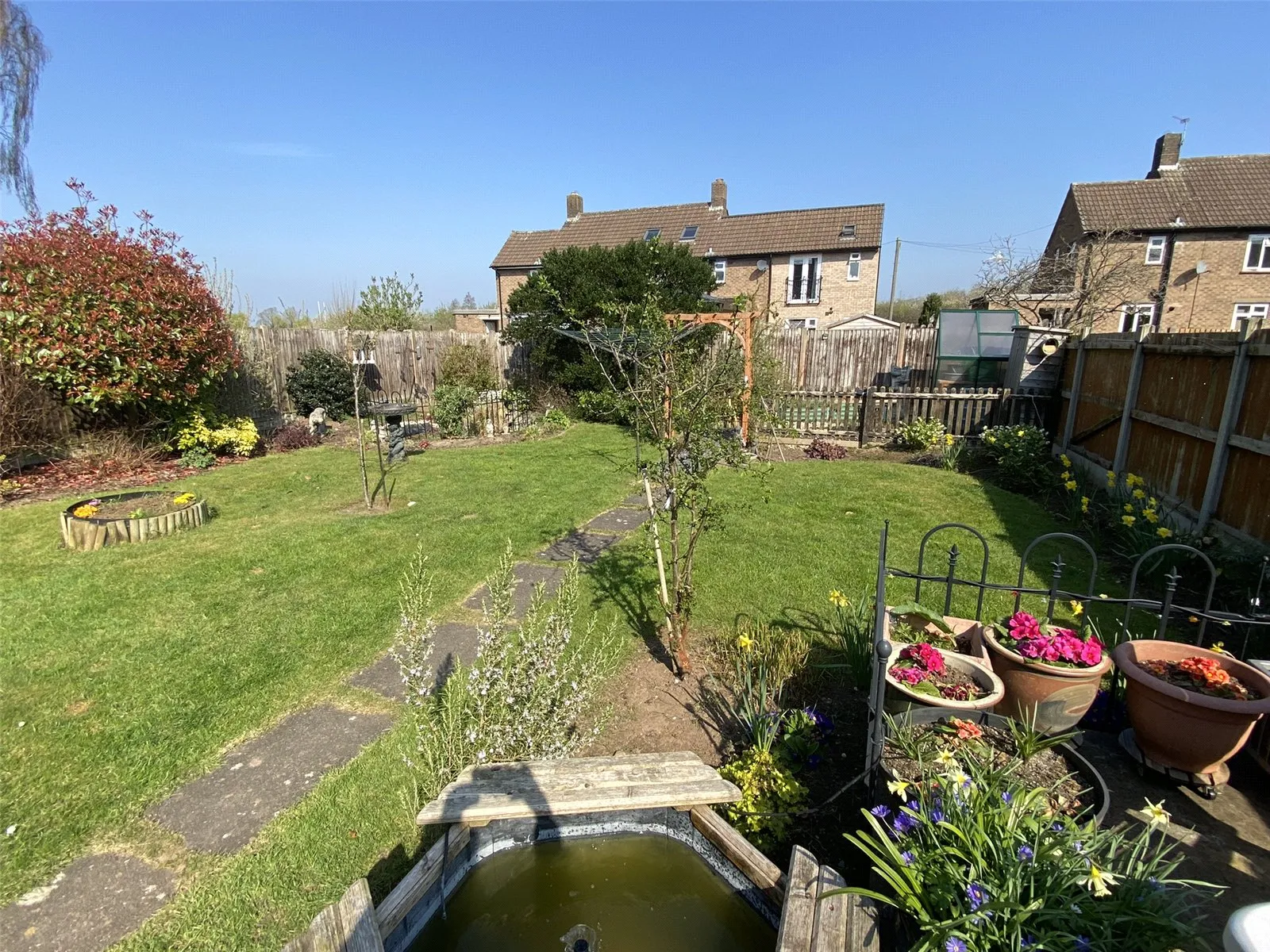 2 bed Semi-Detached
