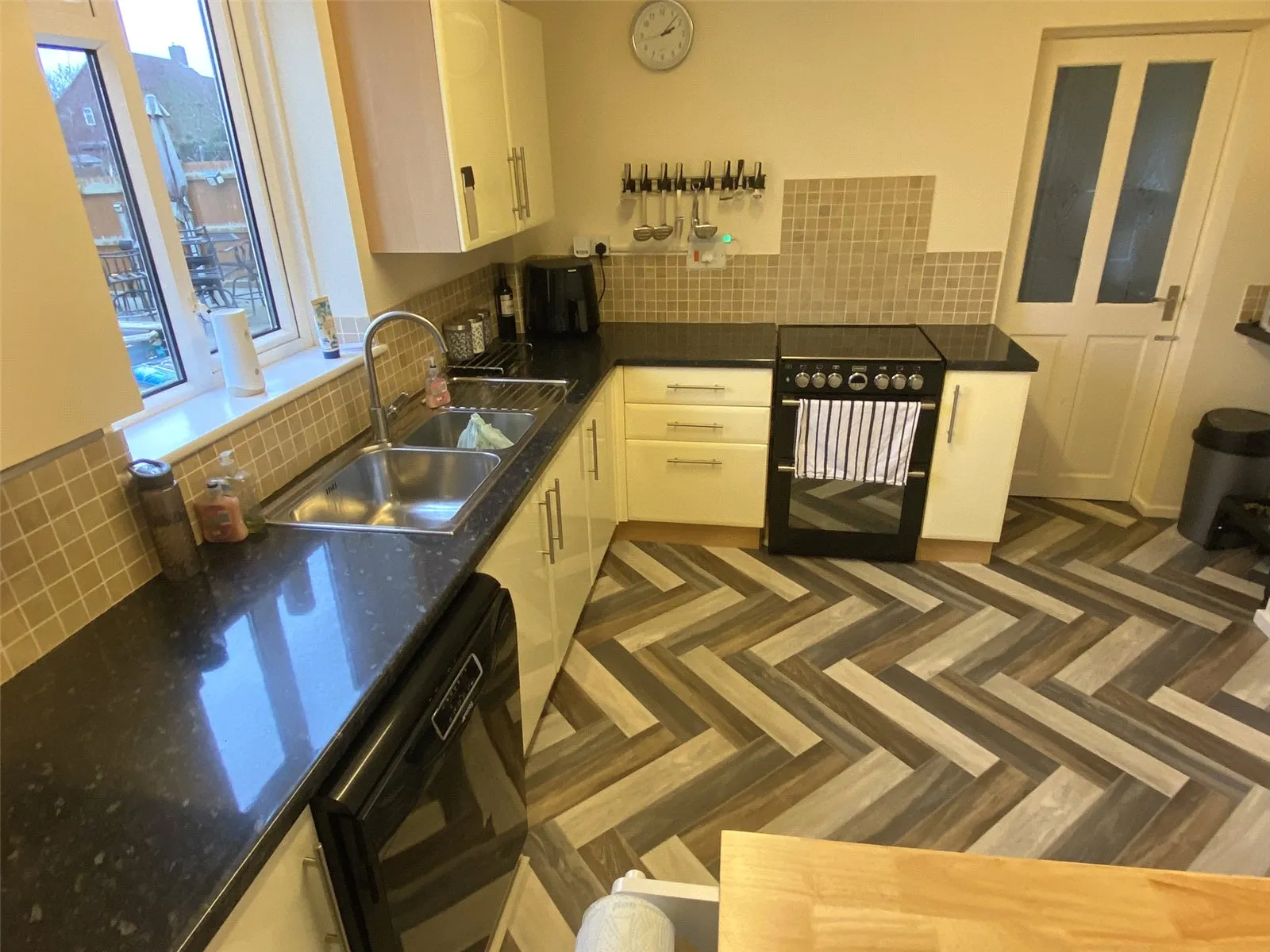 2 bed Semi-Detached