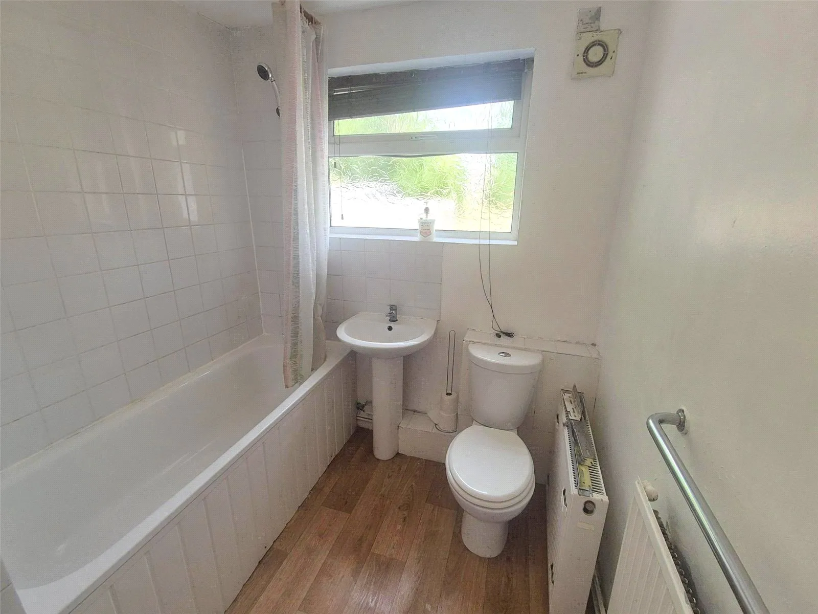 3 bed End of Terrace