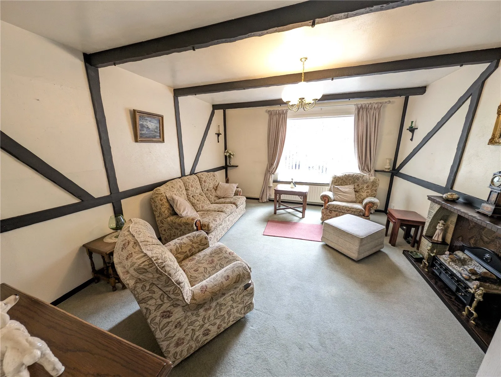4 bed End of Terrace