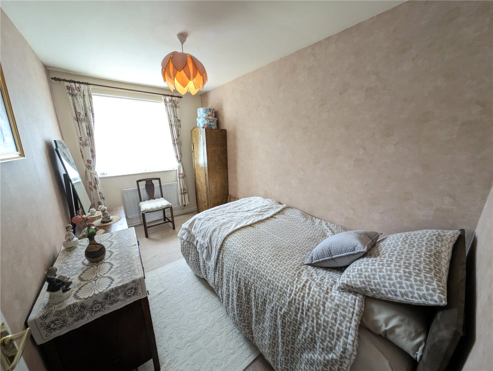 4 bed End of Terrace