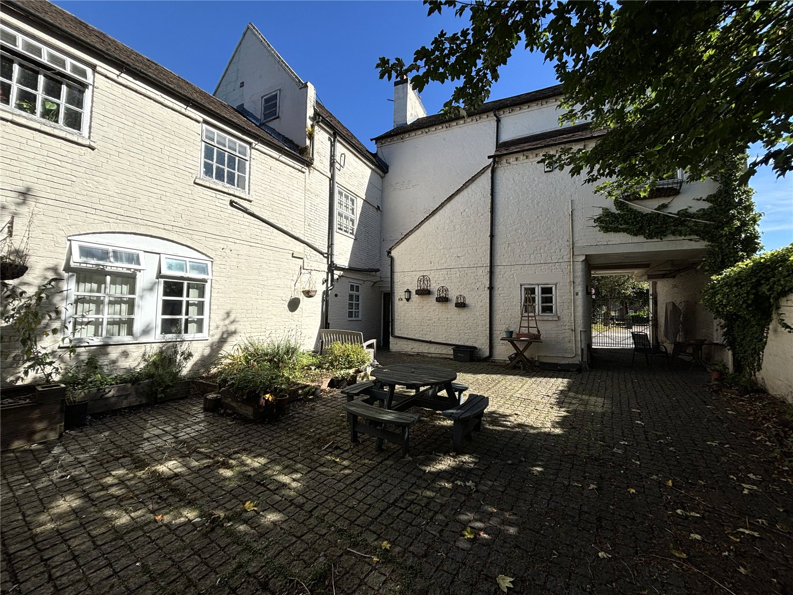 1 bed Apartment