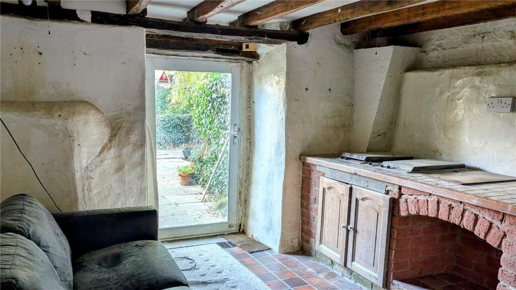 2 bed End of Terrace
