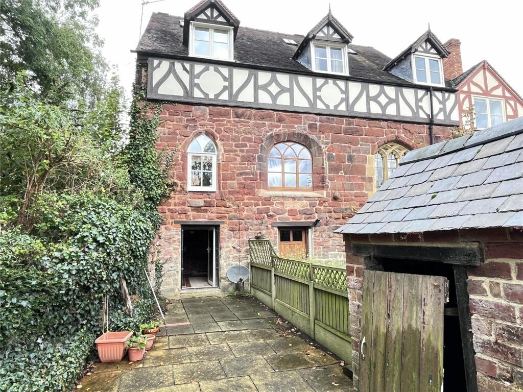 2 bed End of Terrace