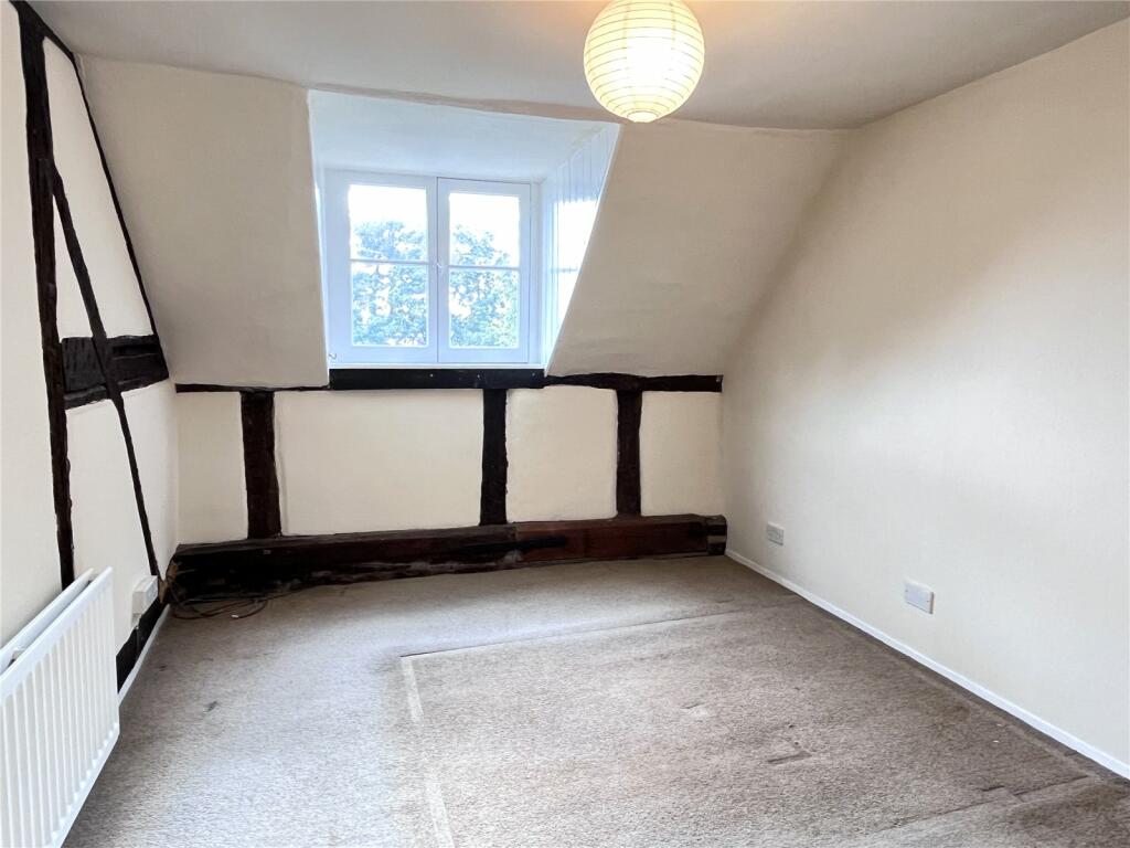 2 bed End of Terrace