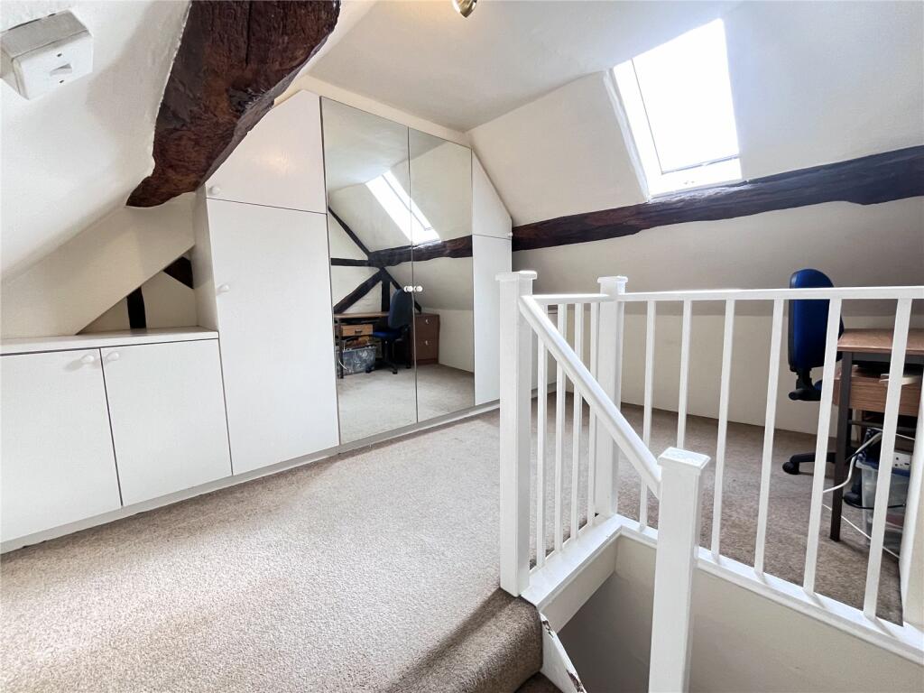 2 bed End of Terrace