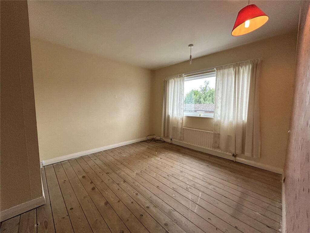 3 bed Semi-Detached