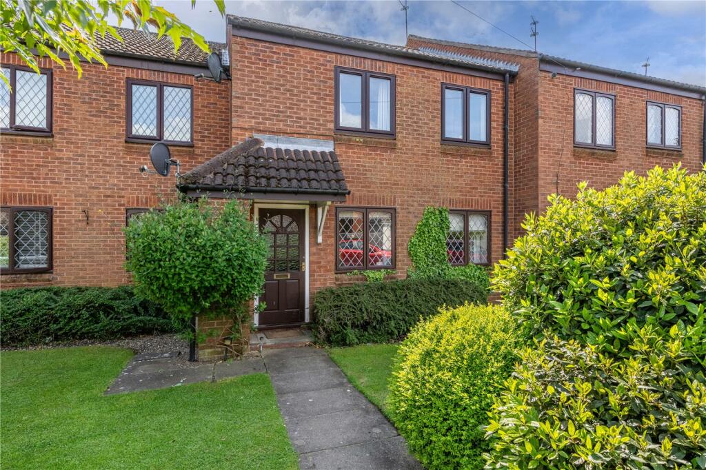 1 bed Maisonette