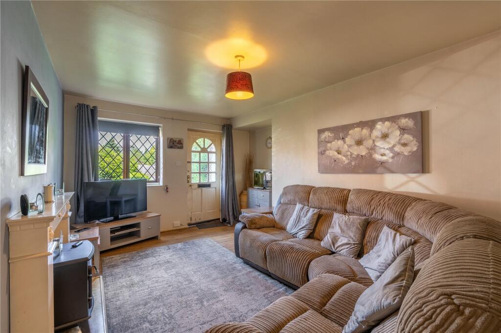 1 bed Maisonette