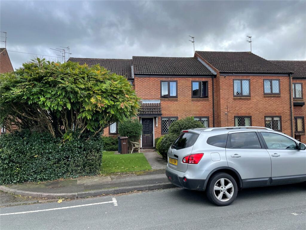 1 bed Maisonette