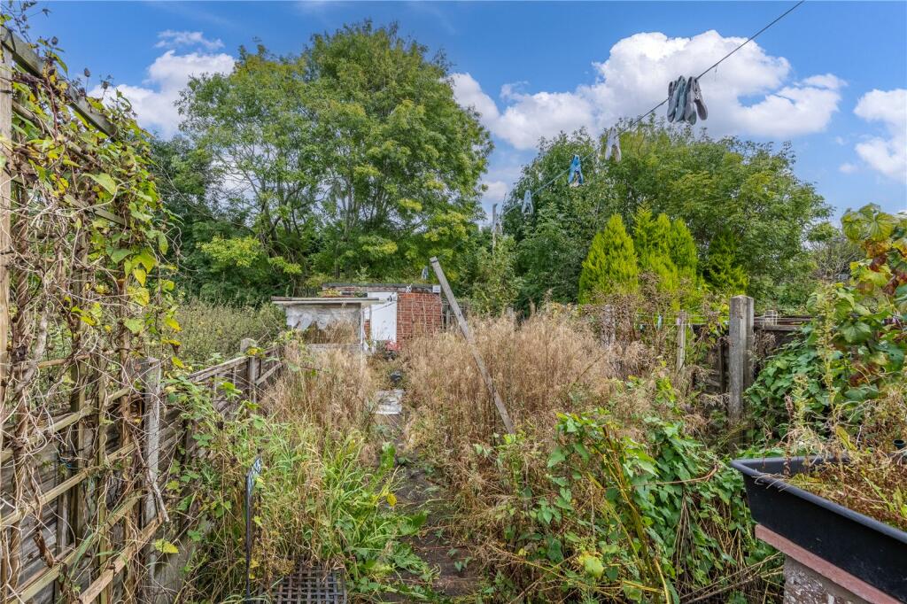 3 bed Terraced