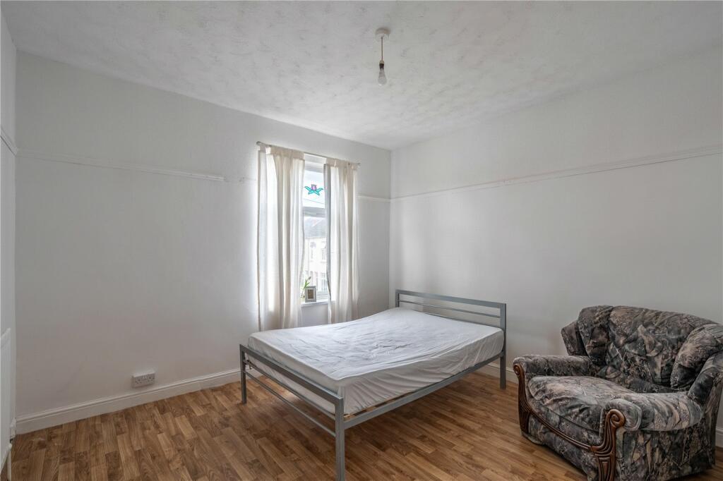 3 bed Terraced
