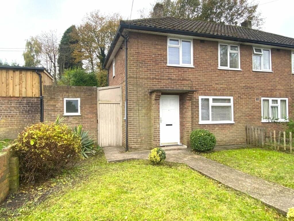 2 bed Semi-Detached