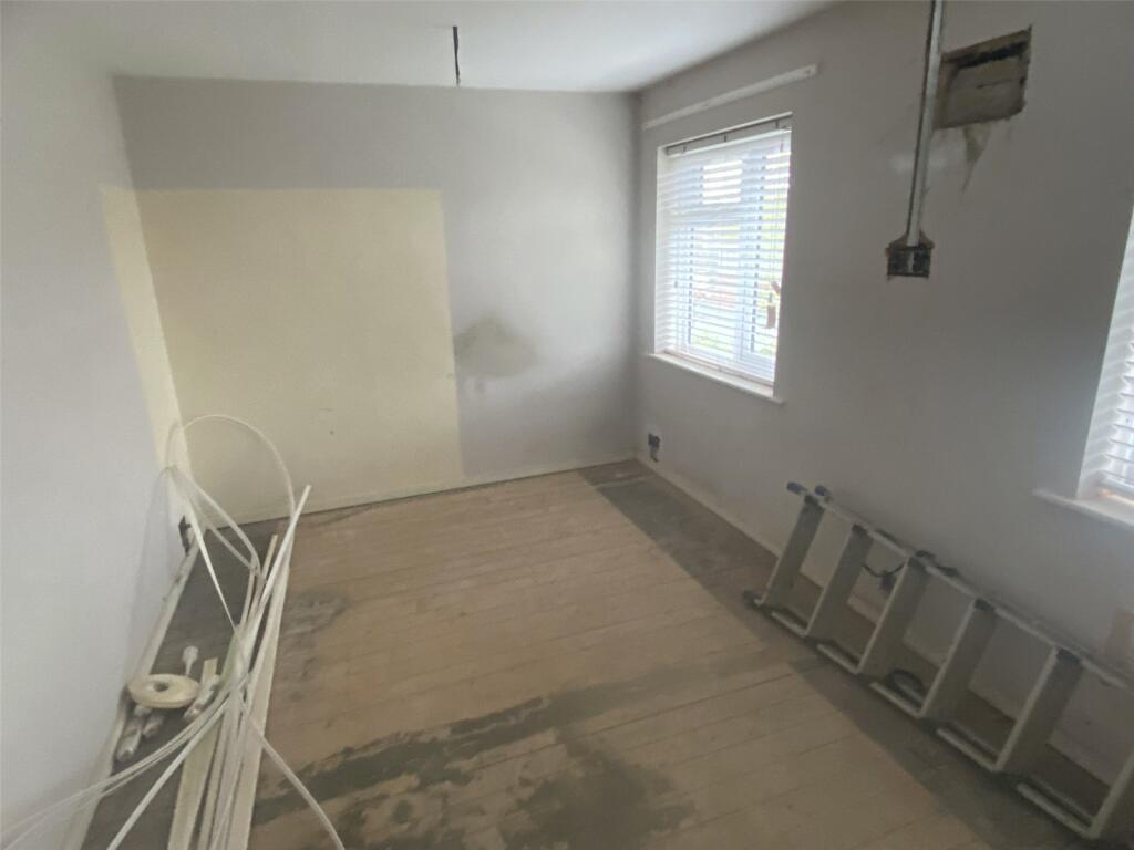 2 bed Semi-Detached