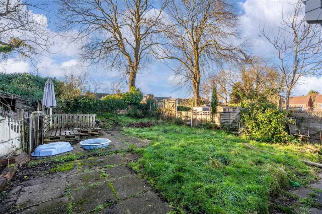 2 bed Semi-Detached Bungalow
