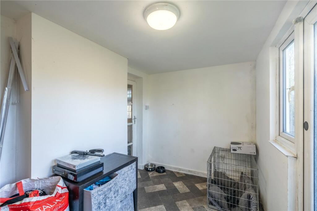 2 bed Semi-Detached Bungalow