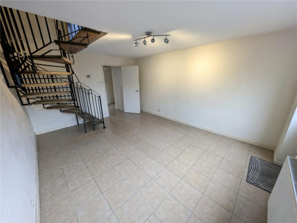 2 bed Terraced